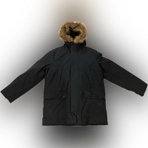 super thick GAP winter jacket with detachable faux fur hood lining